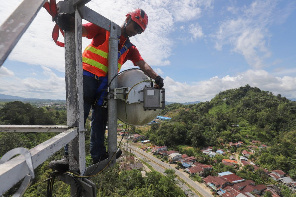 Teknisi perangkat BTS