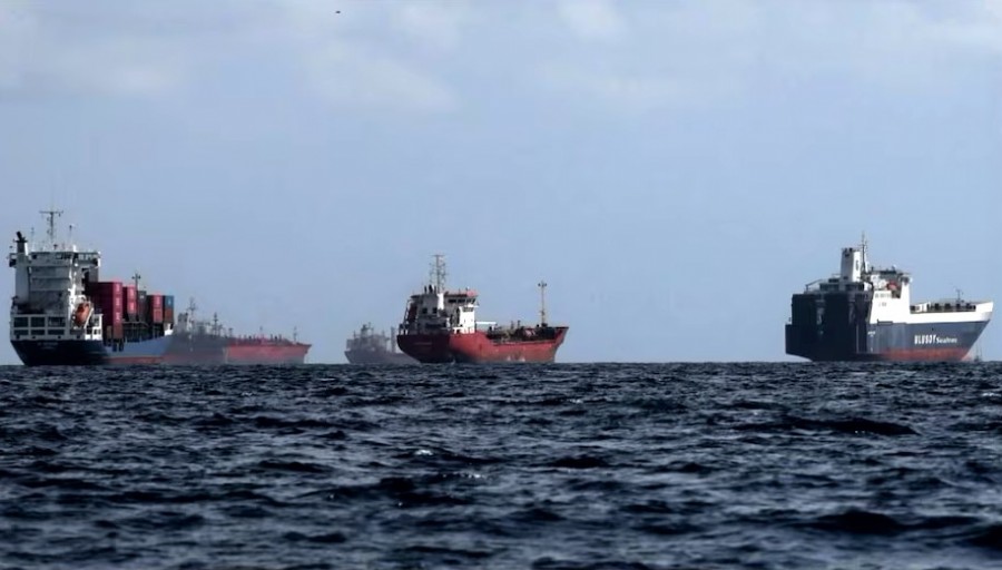 selat hormuz